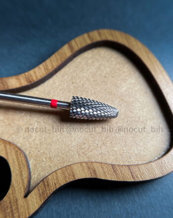 Crveni kukurz - karbid